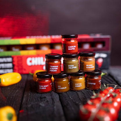 HOT-CHIP Chilipüree Probier-Set – 8 Chilisorten - Geschenkset (8 x 35 ml)
